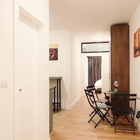 104 Apartman *